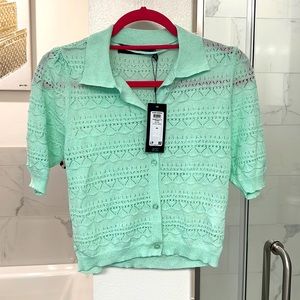 Lightweight Collared cardigan. New w tags!